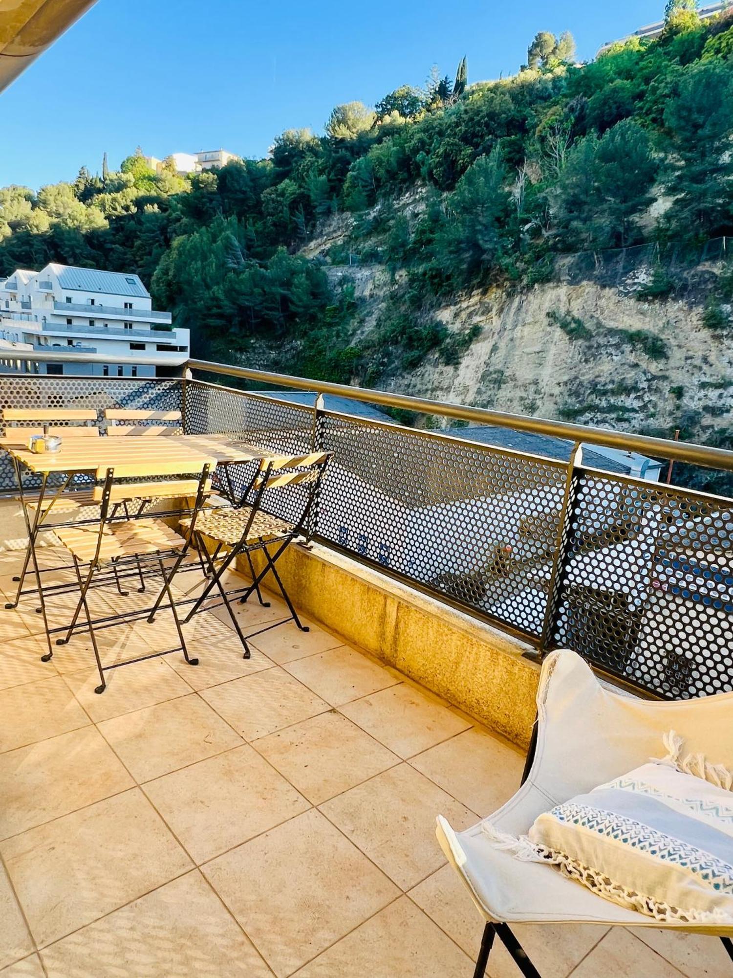 Magnificent Renovated Apartment, 2 Rooms Of 45 M2, Close Tothe Sea, Top Floor, Terrace Nice Luaran gambar